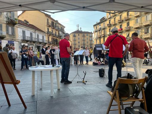 "Piazza Foroni Jazz Festival": arte e cultura 'suonano' il riscatto di Barriera "Piazza Foroni Jazz Festival": arte e cultura 'suonano' il riscatto di Barriera