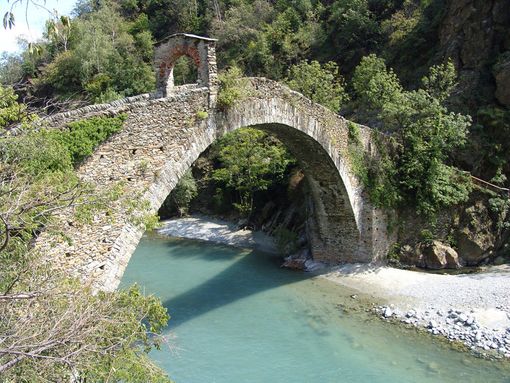 Il Ponte del Diavolo, nelle Valli di Lanzo Il Ponte del Diavolo, nelle Valli di Lanzo