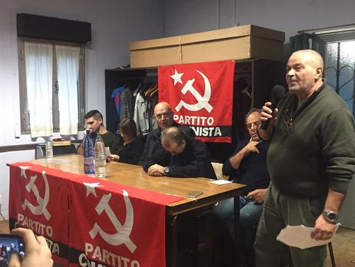 Primo maggio: in piazza Cln la manifestazione "separata" del Partito Comunista Primo maggio: in piazza Cln la manifestazione "separata" del Partito Comunista