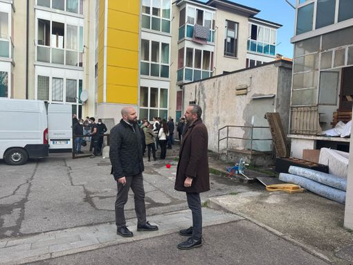 Sgomberati i clan di nomadi dalle case popolari di corso Agnelli