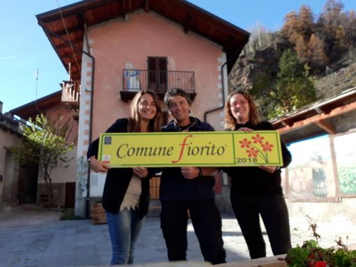 Da Pomaretto a Usseaux: le valli Chisone e Germanasca puntano sul turismo. E lo dicono con i fiori