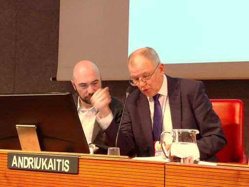 Il commissario europeo alla Salute: “La sfida del futuro? La sicurezza alimentare a livello mondiale” Il commissario europeo alla Salute: “La sfida del futuro? La sicurezza alimentare a livello mondiale”