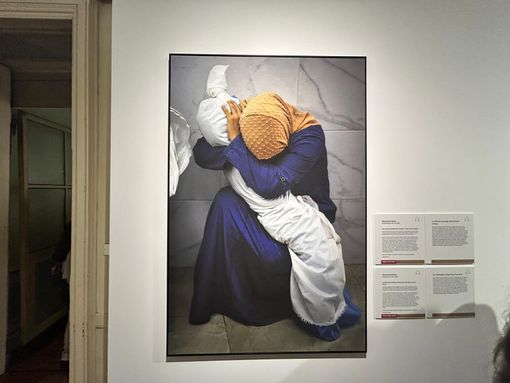 World Press Photo torna a Palazzo Barolo: in mostra l'immagine simbolo &quot;La Pietà di Gaza&quot;, vincitrice dell'edizione 2024