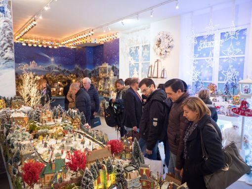 Natale ADISCO, riapre il mercatino di Via Lagrange