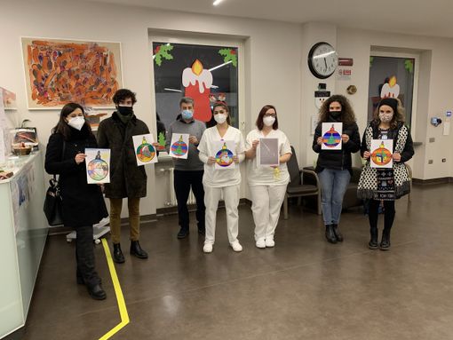 Consegna letterine anziani rsa Aief