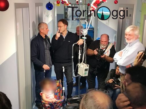 La favola di Alice che a 3 anni, dopo le cure del Regina Margherita, ora può imparare a mangiare. &quot;Il piacere del primo yogurt&quot; (FOTO e VIDEO)