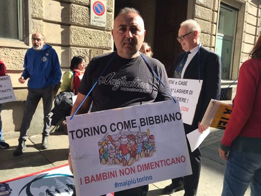 protesta allontanamento zero protesta allontanamento zero