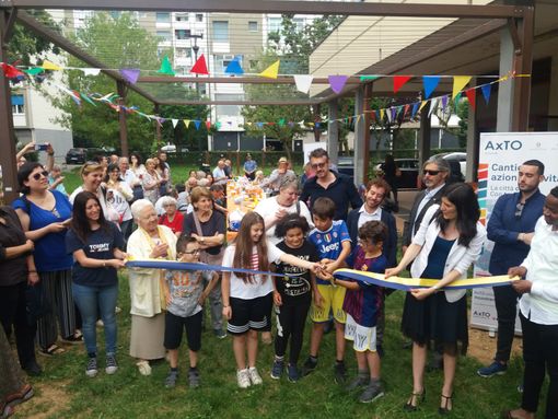 Appendino a Mirafiori inaugura il nuovo giardino di via Negarville: "Vivetelo come comunità" (FOTO e VIDEO)