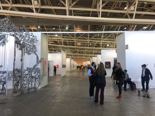 In foto, visitatori ad Artissima 2021