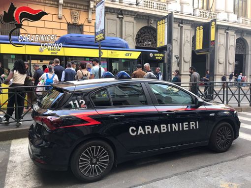 auto dei carabinieri