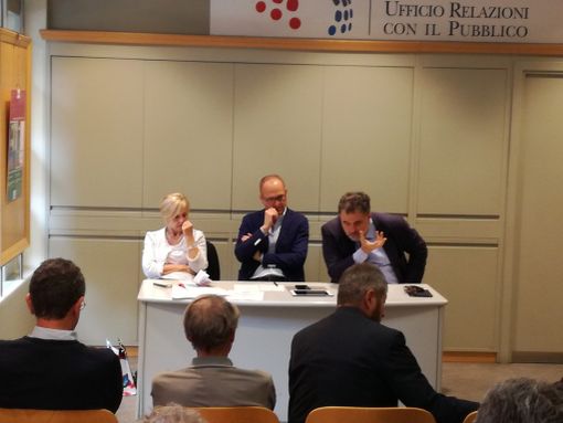 Cambia il modo di fare autostrada: con i bandi, più benefici per i territori (VIDEO) Cambia il modo di fare autostrada: con i bandi, più benefici per i territori (VIDEO)