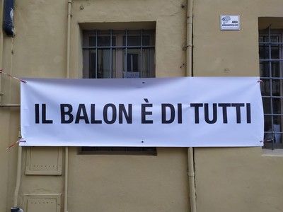 Borgo Dora, insulti al titolare della Gelateria Popolare