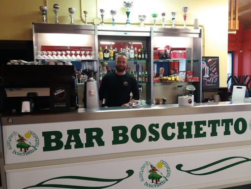 A Nichelino riapre il Bar Boschetto: dalla colazione alla sera, un luogo di ritrovo per tutti [VIDEO]