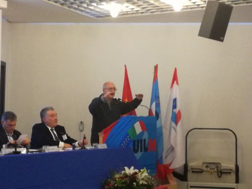 Coronavirus, a Torino possono restare aperte 112mila aziende su 270mila. Cgil: "Ancora troppe" Coronavirus, a Torino possono restare aperte 112mila aziende su 270mila. Cgil: "Ancora troppe"