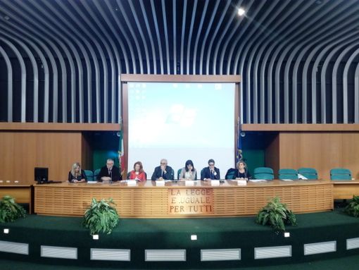 &quot;La prostituzione è innanzitutto un problema umanitario, bisogna fare inclusione&quot;