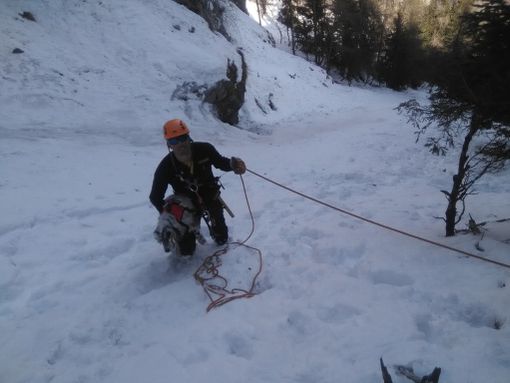 Bardonecchia: il cane si perde nella neve e il padrone resta bloccato in una zona impervia Bardonecchia: il cane si perde nella neve e il padrone resta bloccato in una zona impervia