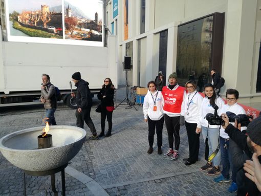 Bardonecchia pronta a diventare &quot;speciale&quot;: da Torino è partita la torcia degli Special Olympics nazionali 2019. Ma anche una nuova candidatura a cinque cerchi (FOTO e VIDEO)