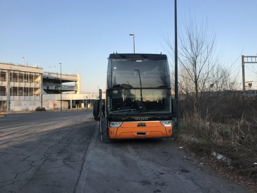 Autista di autobus guida per 15 giorni di fila, la ditta viene sanzionata per oltre settemila euro