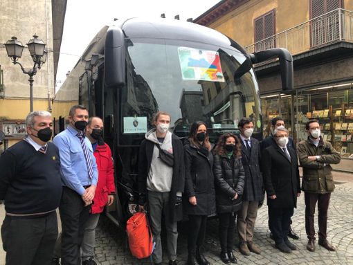 Da Castellamonte un bus di aiuti umanitari per l'Ucraina
