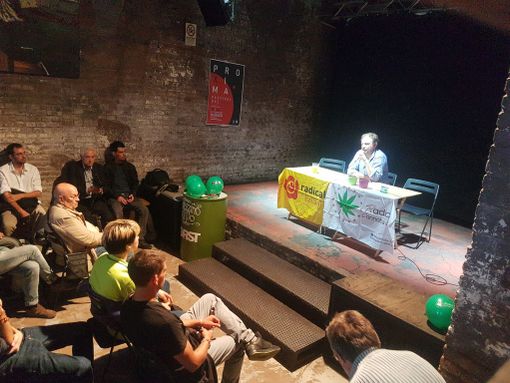 Corso di coltivazione di cannabis con dimostrazione pratica ai Murazzi