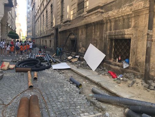 Lavori in via Corte d'Appello: il Borgo Juvarriano diventa ancora una volta un labirinto