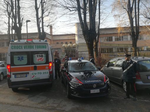 Denunciato il 18enne di Avigliana che stamattina aveva colpito quattro studenti con una mazza da hockey