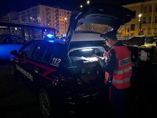 carabinieri - foto d'archivio carabinieri - foto d'archivio