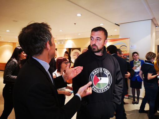 Chef Rubio consiglia i rider: "Fatevi pagare il giusto. Altrimenti bloccate le città" Chef Rubio consiglia i rider: "Fatevi pagare il giusto. Altrimenti bloccate le città"