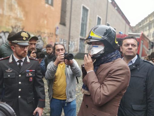 Incendio alla Cavallerizza Reale, Cirio: "Dovrebbe attrarre turisti e non ospitare abusivi" (FOTO e VIDEO) Incendio alla Cavallerizza Reale, Cirio: "Dovrebbe attrarre turisti e non ospitare abusivi" (FOTO e VIDEO)