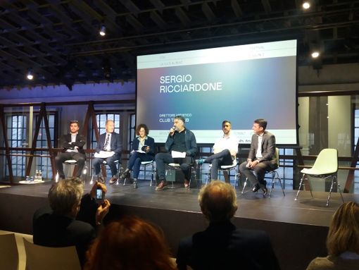 Europeista, contro la Brexit e per la gender equality: è l'avant-pop di Club to Club Europeista, contro la Brexit e per la gender equality: è l'avant-pop di Club to Club