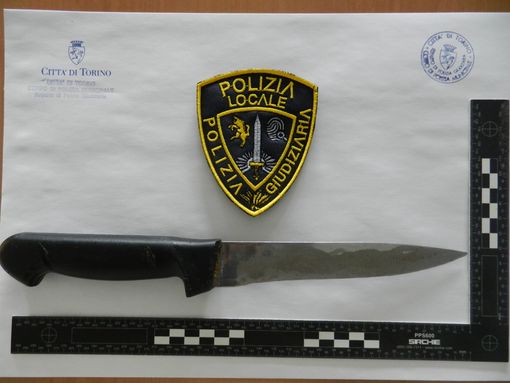 coltello sequestrato