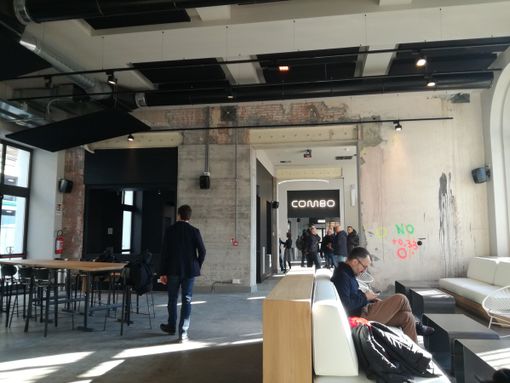 Dopo Milano e Venezia Combo prende casa anche a Porta Palazzo. E comincia da un turco e da un cinese [FOTO]