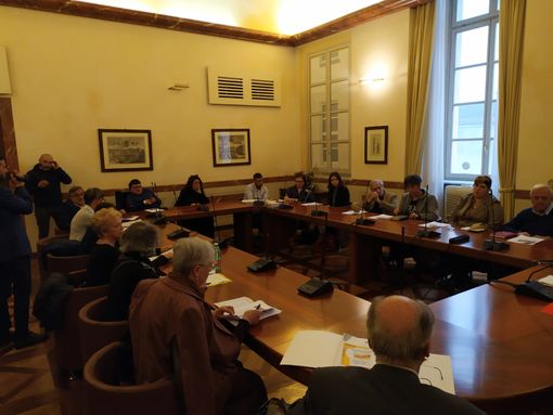 Diritto di cura, Torino lancia la campagna per non autosufficienti Diritto di cura, Torino lancia la campagna per non autosufficienti
