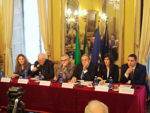 Superare i campi rom, entro due settimane sarà svuotato via Germagnano (VIDEO) Superare i campi rom, entro due settimane sarà svuotato via Germagnano (VIDEO)