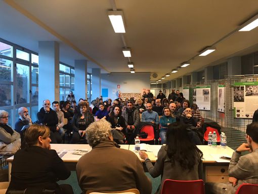 Genitori e insegnanti chiedono di sospendere il trasferimento della Gianelli. Di Martino: “Impensabile senza alternative” Genitori e insegnanti chiedono di sospendere il trasferimento della Gianelli. Di Martino: “Impensabile senza alternative”