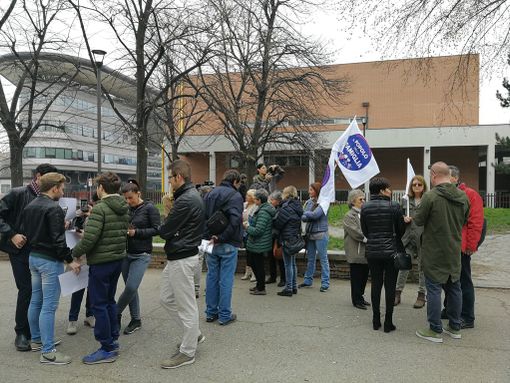 Torino, presidio al Campus Einaudi contro l'asilo aziendale