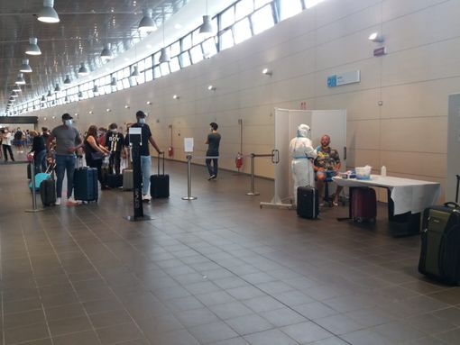 controlli covid aeroporto di caselle controlli covid aeroporto di caselle