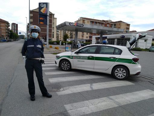 Moncalieri, baby gang sradica estintori e minaccia guardia giurata