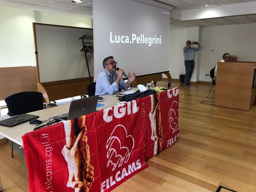 Grande distribuzione, quale futuro? A Torino lo spettro dell’E-Commerce e dei franchising aleggia sui lavoratori [VIDEO]