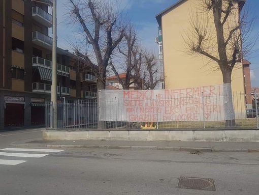 Coronavirus, anche Venaria manda un messaggio per ringraziare i suoi eroi Coronavirus, anche Venaria manda un messaggio per ringraziare i suoi eroi