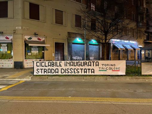 striscione di protesta