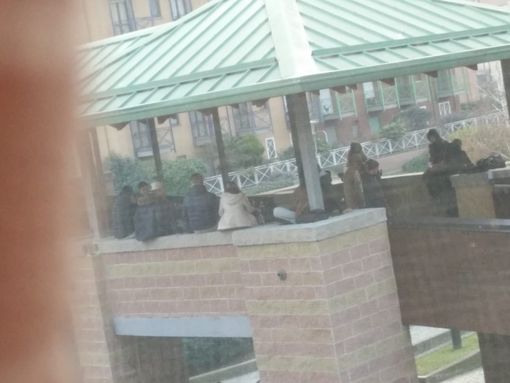 Schiamazzi, vandalismo, spaccio: la denuncia dei residenti di Basso San Donato