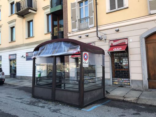 foto del dehors del bar di corso Re Umberto