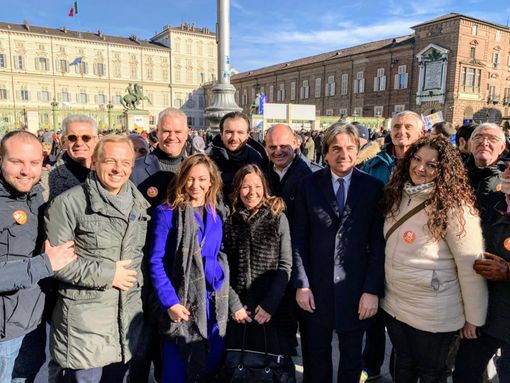 Flash Mob, i commenti della politica favorevoli alla Torino-Lione Flash Mob, i commenti della politica favorevoli alla Torino-Lione