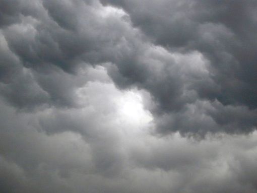 Meteo Torino, bollettino weekend 1 Maggio e inizio settimana. Veloce maltempo con freddo, poi da lunedì migliora