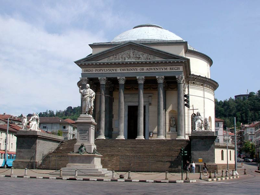 Al via alla pedonalizzazione di via Monferrato e alla riqualificazione di via Nizza Al via alla pedonalizzazione di via Monferrato e alla riqualificazione di via Nizza