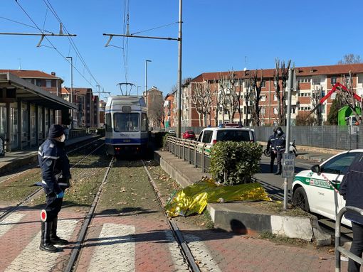 donna investita da un tram donna investita da un tram