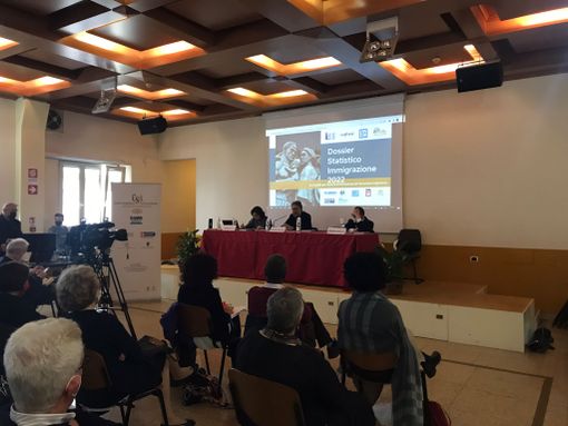 Presentato il Dossier sull’immigrazione 2016. Appendino pensa alla chiusura del Centro Immigrazione ed Espulsione Presentato il Dossier sull’immigrazione 2016. Appendino pensa alla chiusura del Centro Immigrazione ed Espulsione