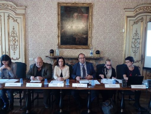 Rivoluzione nel design, che si "libera" della schiavitù dell'auto Rivoluzione nel design, che si "libera" della schiavitù dell'auto