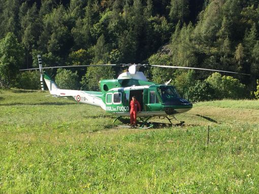 Ala di Stura, qualcuno si è gettato nella cascata. Partiti i soccorsi Ala di Stura, qualcuno si è gettato nella cascata. Partiti i soccorsi